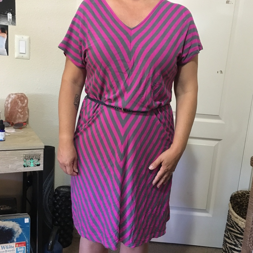 pink and gray striped dress w/ detachable belt